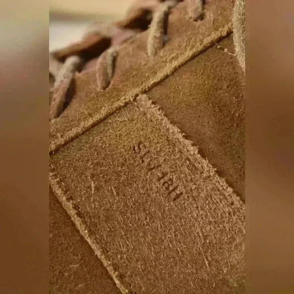 SAINT LAURENT Tan Suede Fringe Court Classic SL/18H High  Top Sneaker 9US Italy - Picture 7 of 8